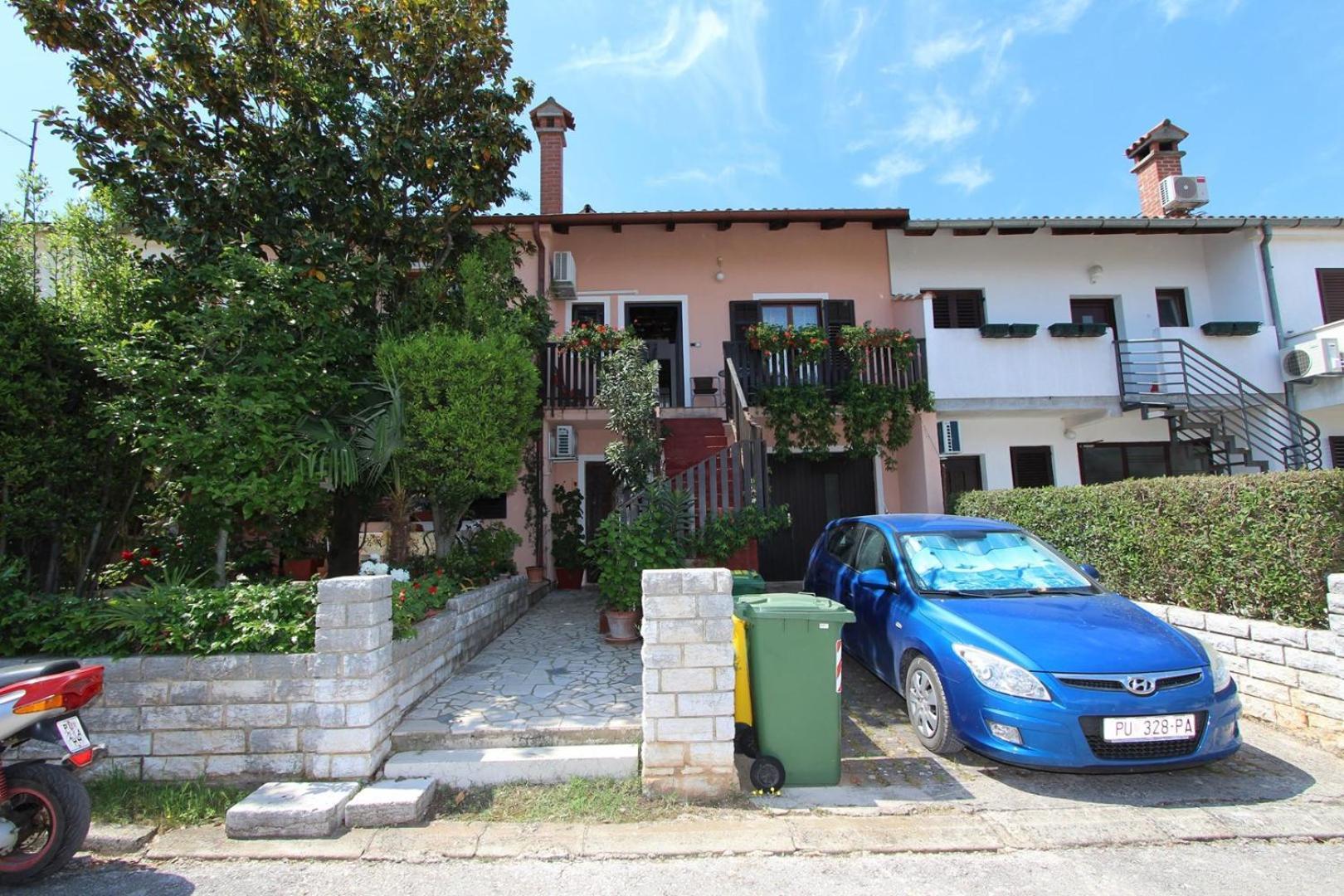 Apartments Sebal ロヴィニ エクステリア 写真