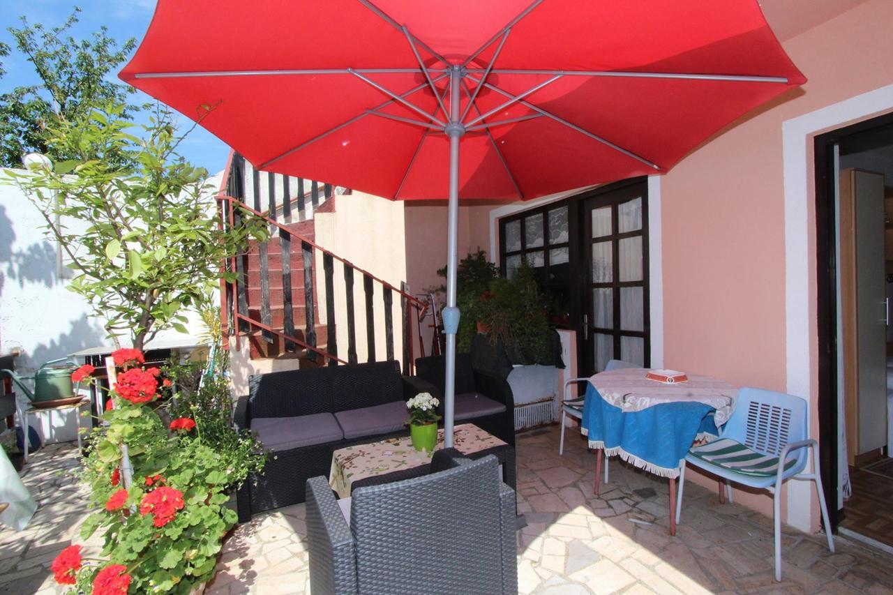 Apartments Sebal ロヴィニ エクステリア 写真
