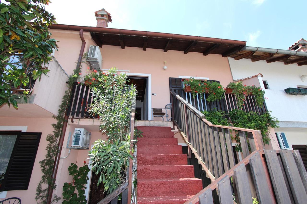Apartments Sebal ロヴィニ 部屋 写真