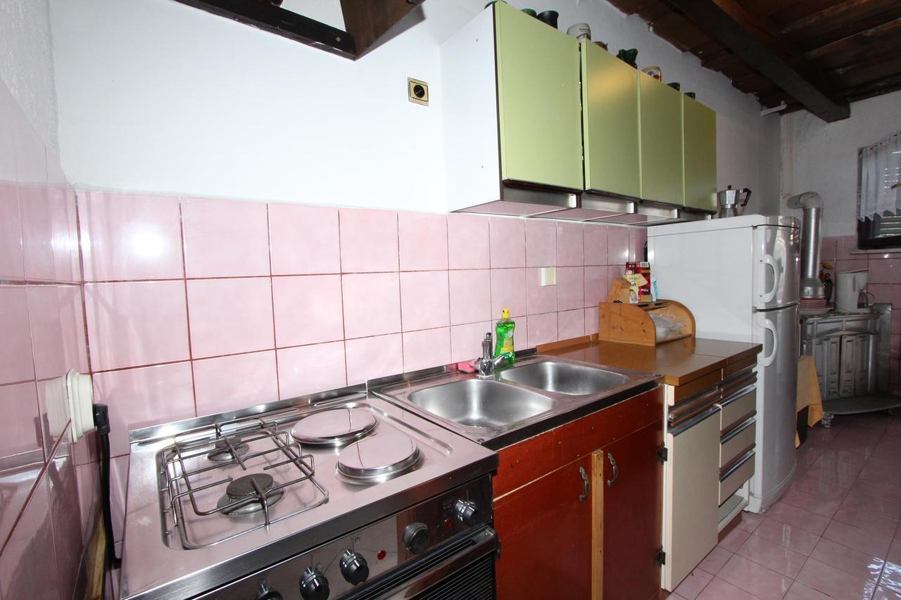 Apartments Sebal ロヴィニ エクステリア 写真